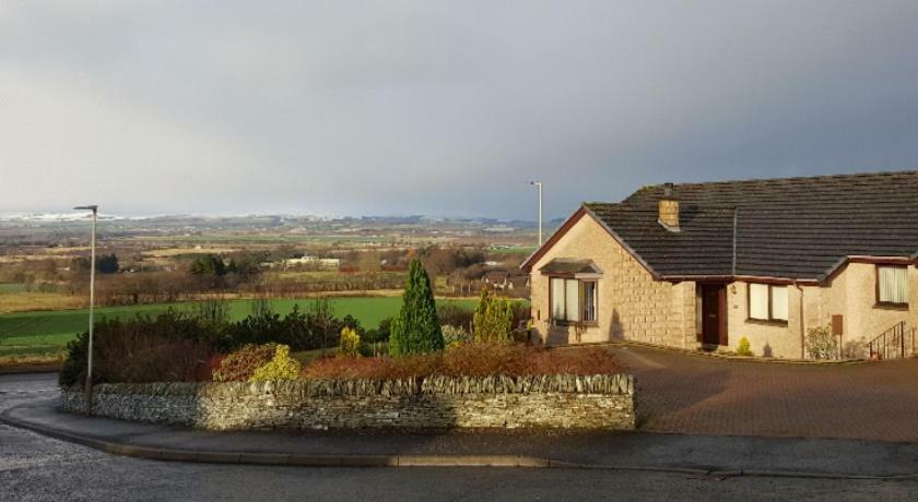 One Strathview B&B Forfar Exteriér fotografie