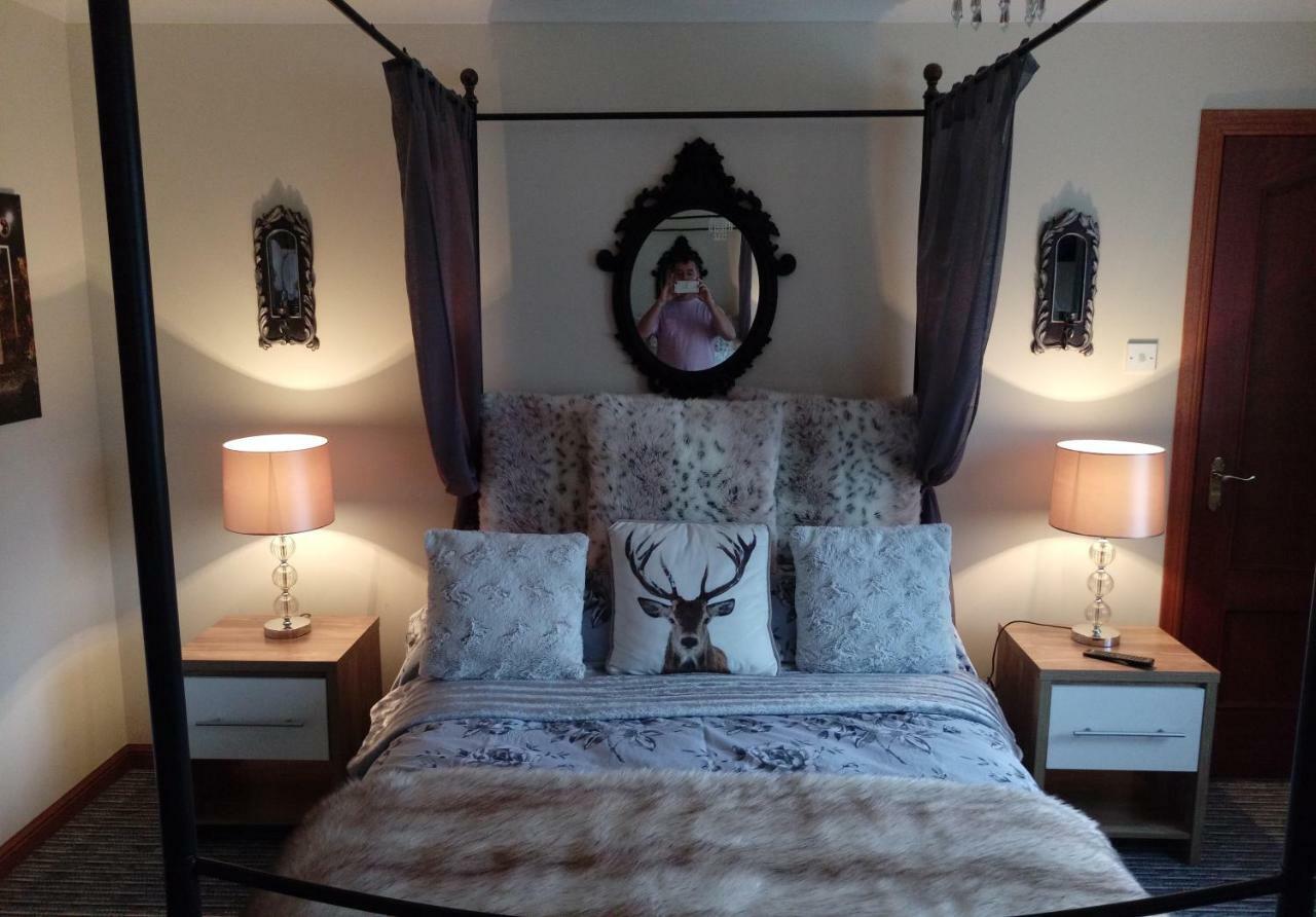 One Strathview B&B Forfar Exteriér fotografie